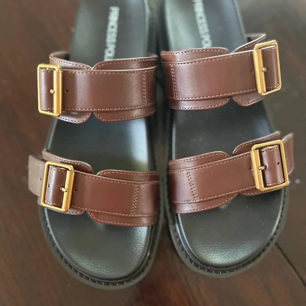 Princess Polly‎ Brown Sandals with Gold Accents adjustable straps size 10